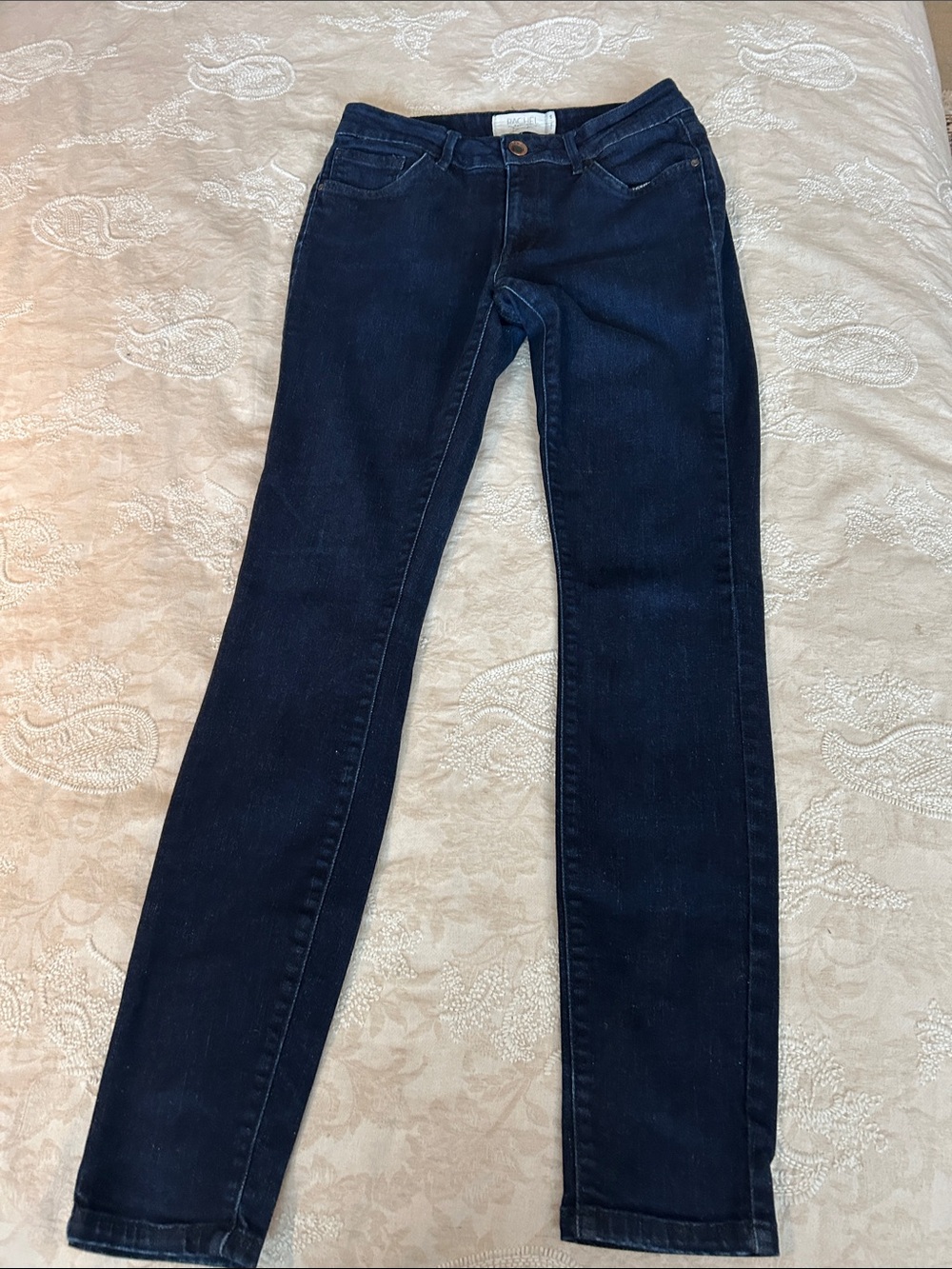 RACHEL Rachel Roy Dark Wash Skinny Jeans - Size 6 / 28